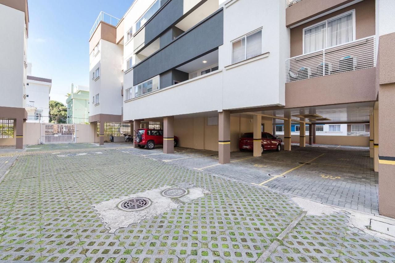 Cardeal 206B - Aconchegante Apartamento Na Praia De Bombas - 2 Dormitorios 5 Pessoas - Бомбиньяс Экстерьер фото